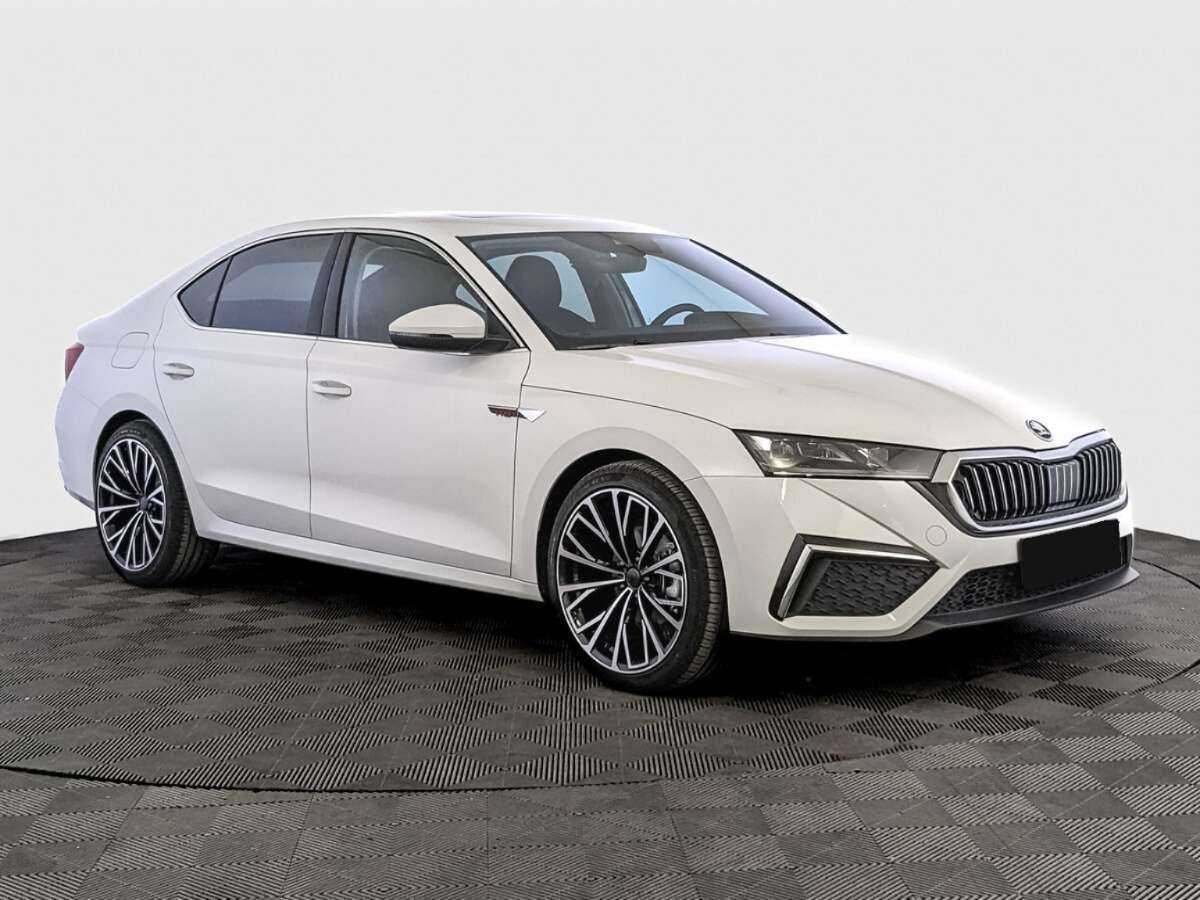 Skoda Octavia 2023 года с пробегом. Фото: #2