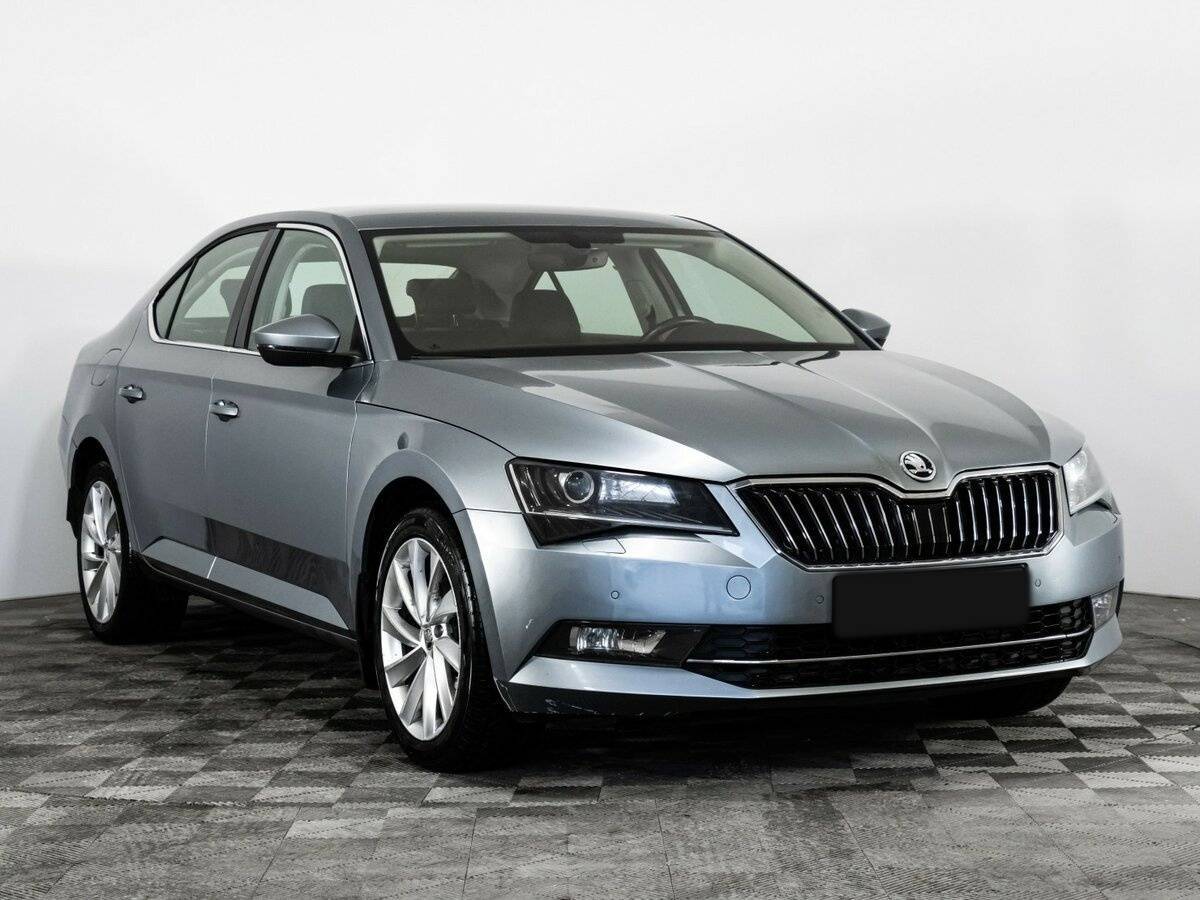 Skoda Superb 2017 года с пробегом. Фото: #2