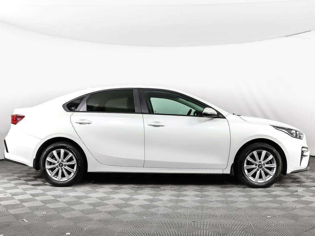 Kia Cerato 2018 года с пробегом. Фото: #3