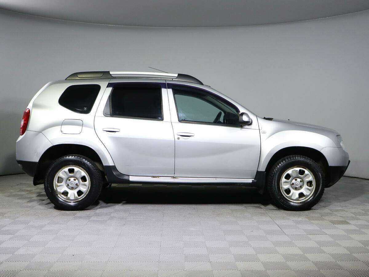 Renault Duster 2012 года с пробегом. Фото: #3
