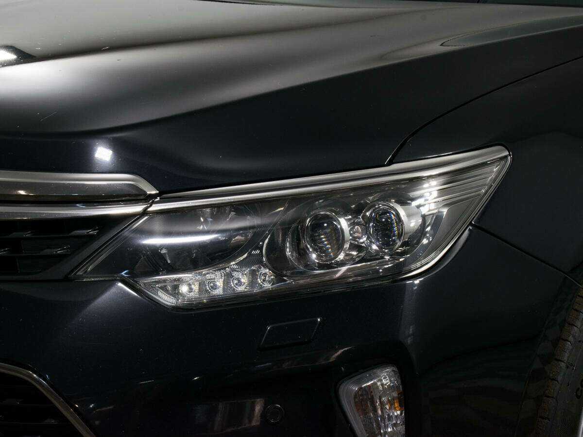 Toyota Camry 2017 года с пробегом. Фото: #20