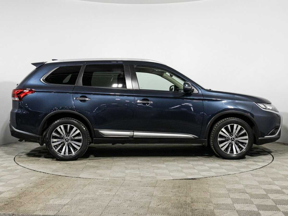 Mitsubishi Outlander 2020 года с пробегом. Фото: #3