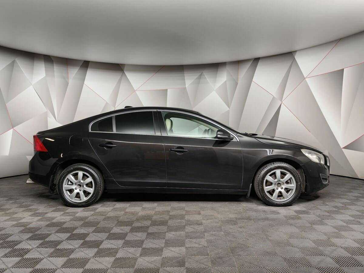 Volvo S60 2013 года с пробегом. Фото: #5