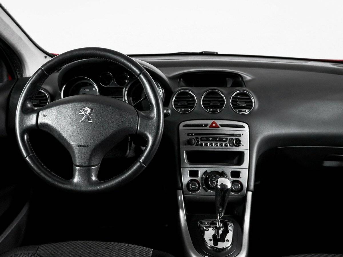 Peugeot 308 2012 года с пробегом. Фото: #11