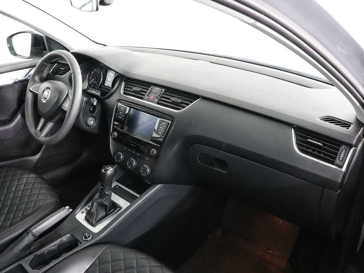 Skoda Octavia 2018 года с пробегом. Фото: #5