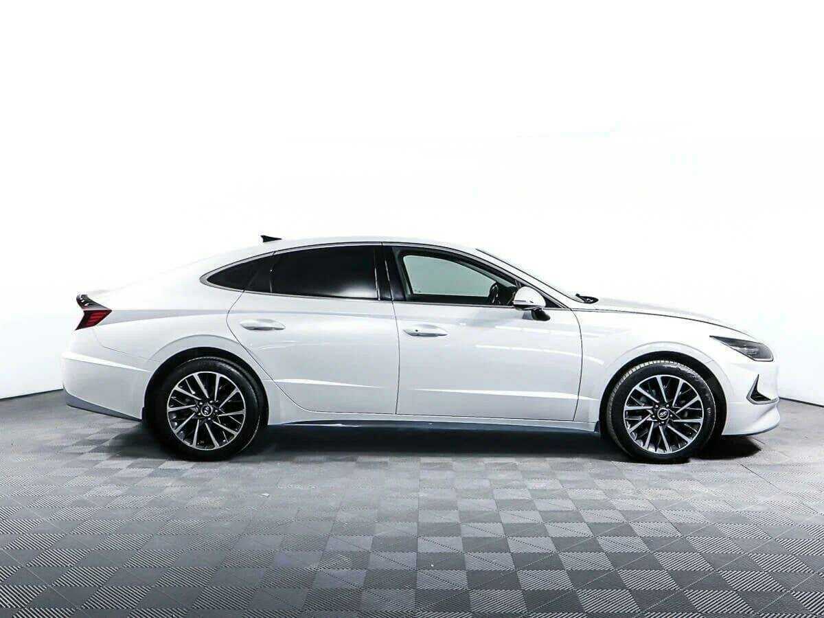 Hyundai Sonata 2020 года с пробегом. Фото: #3
