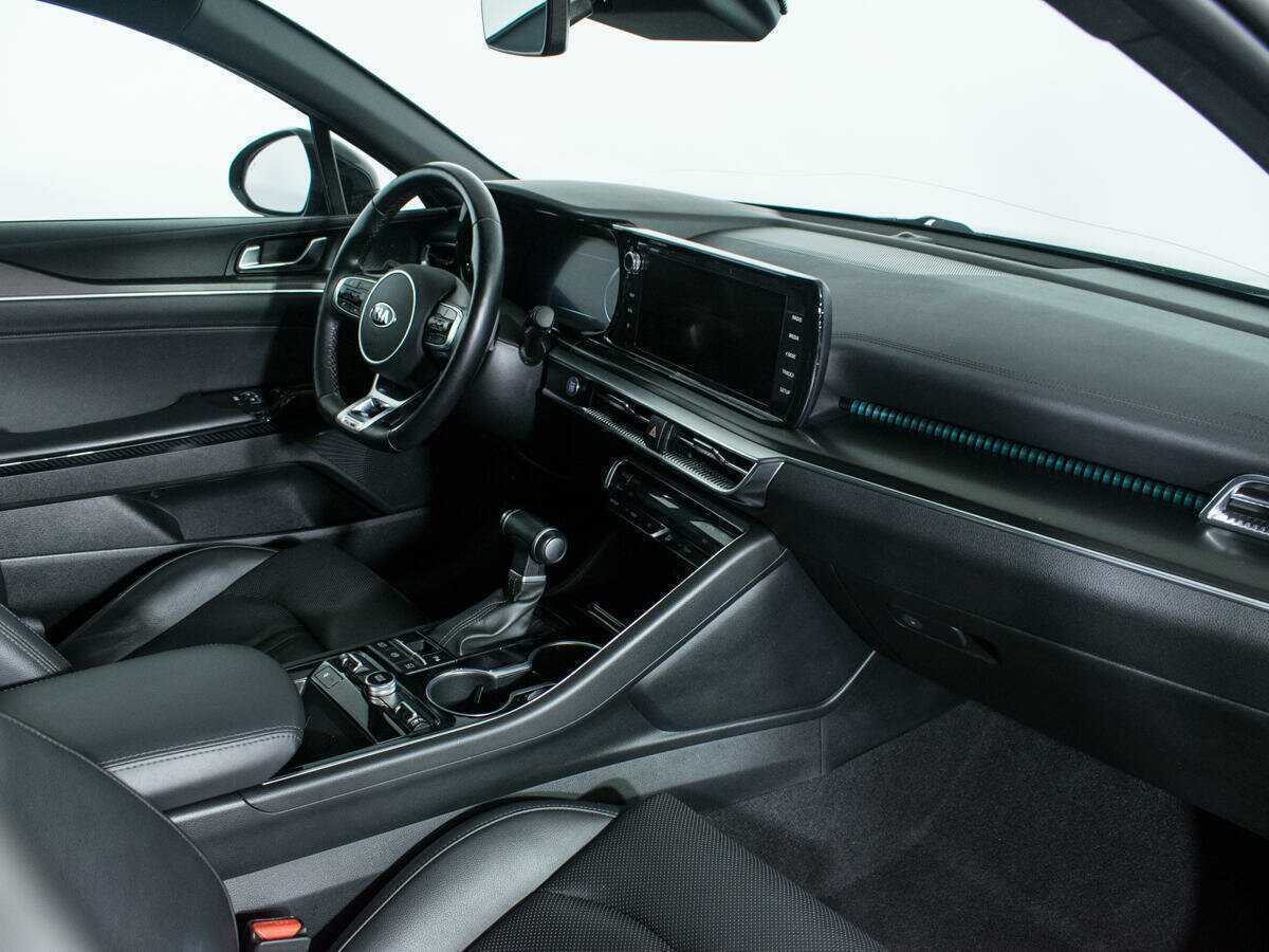 Kia K5 2020 года с пробегом. Фото: #8
