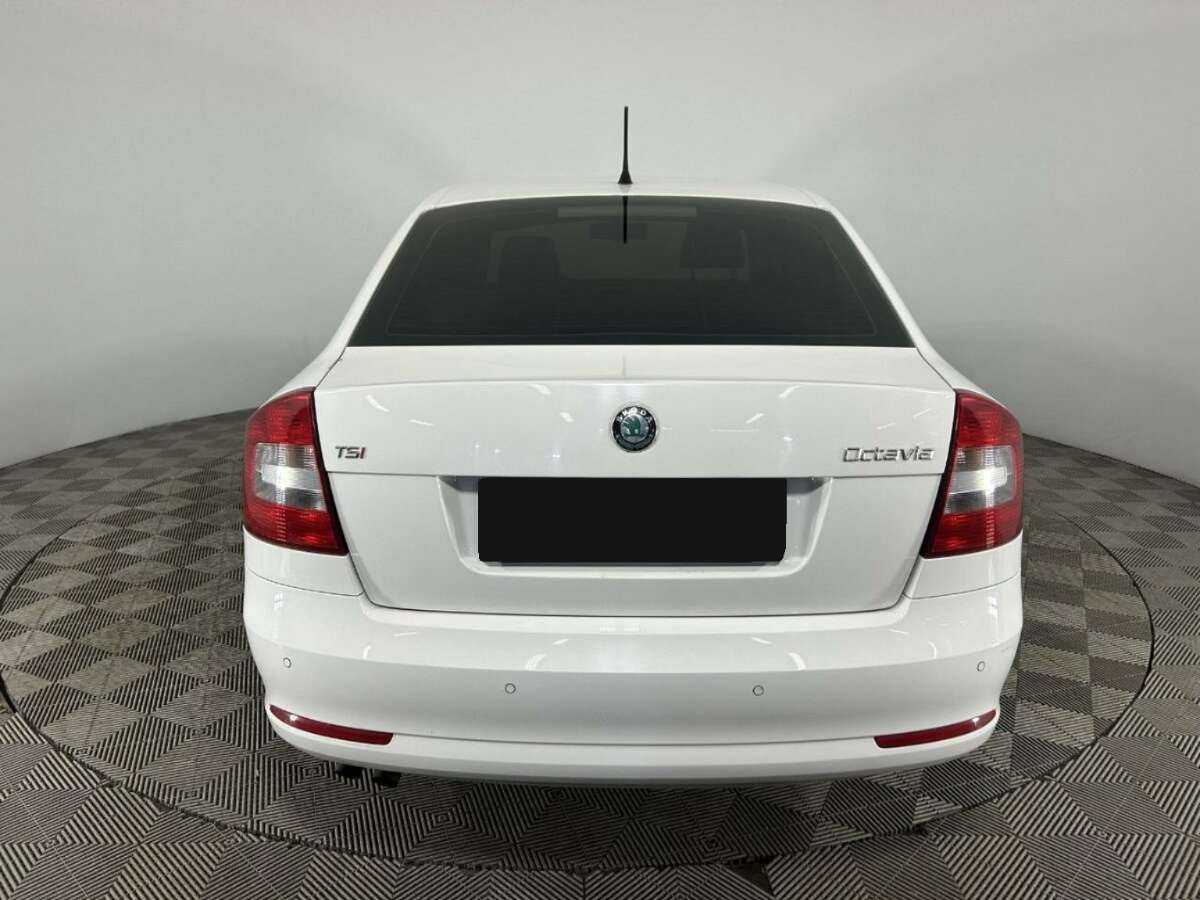 Skoda Octavia 2012 года с пробегом. Фото: #2