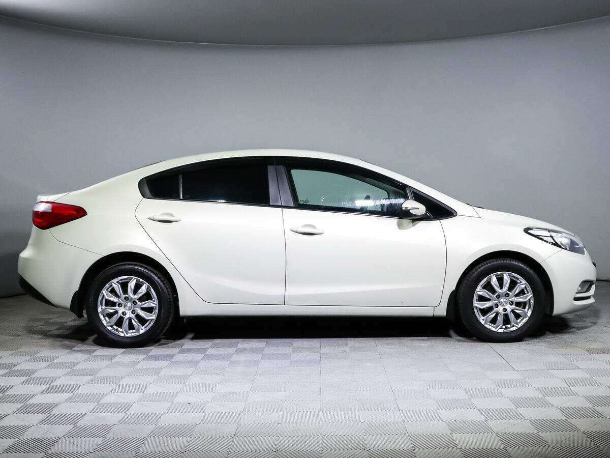 Kia Cerato 2014 года с пробегом. Фото: #3