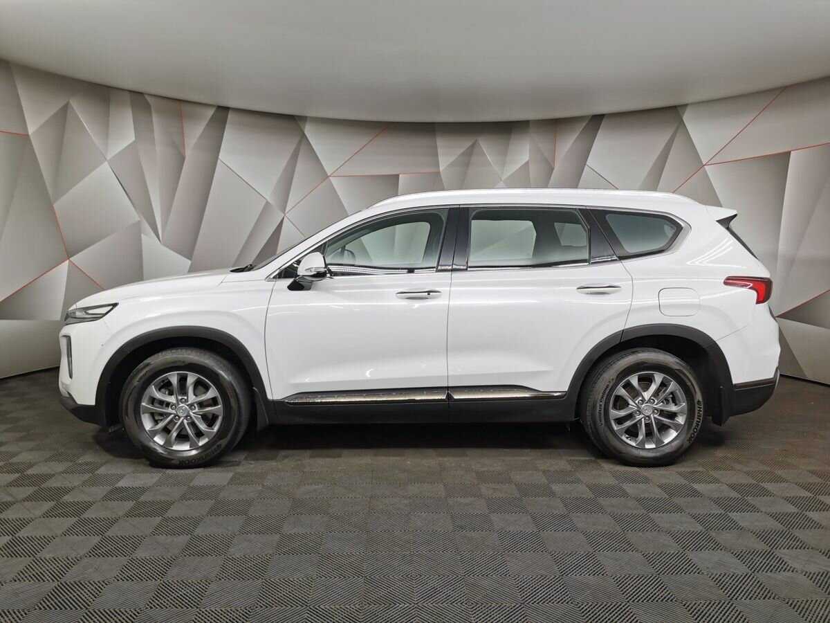 Hyundai Santa Fe 2019 года с пробегом. Фото: #4