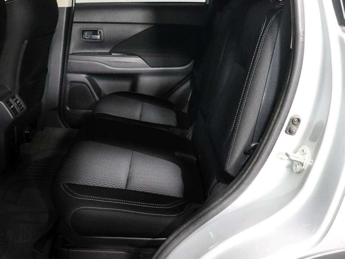 Mitsubishi Outlander 2019 года с пробегом. Фото: #7