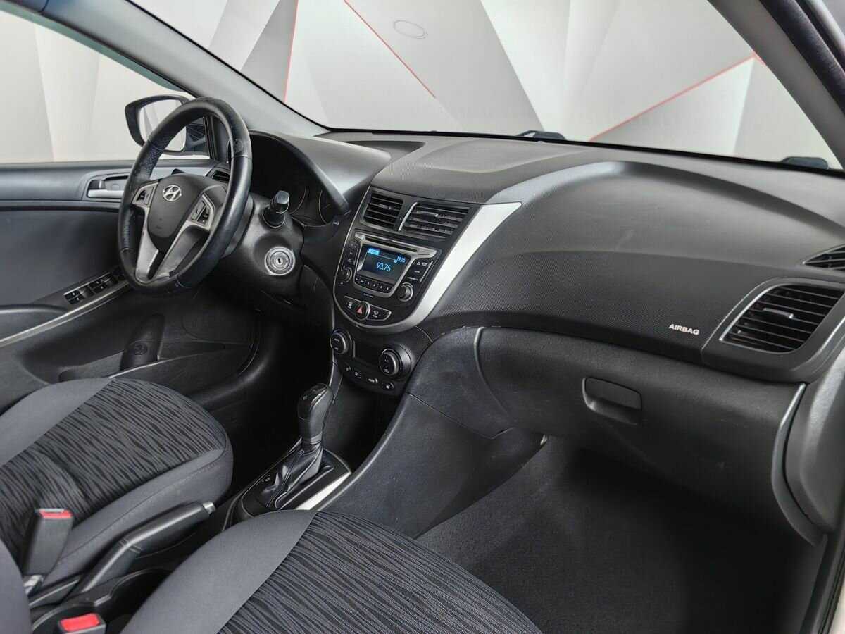 Hyundai Solaris 2015 года с пробегом. Фото: #8