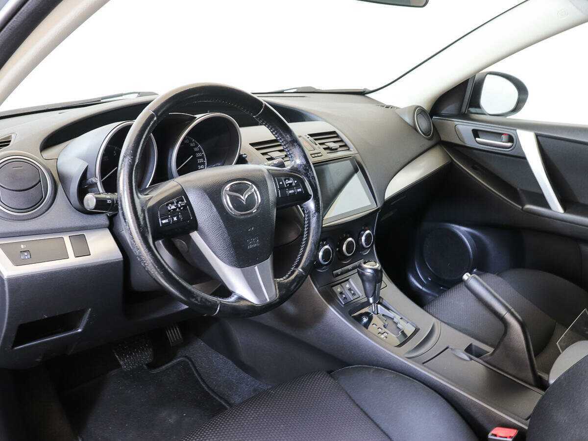 Mazda 3 2012 года с пробегом. Фото: #11