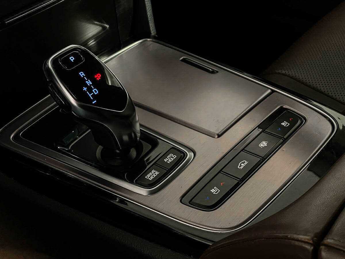Hyundai Equus 2014 года с пробегом. Фото: #15
