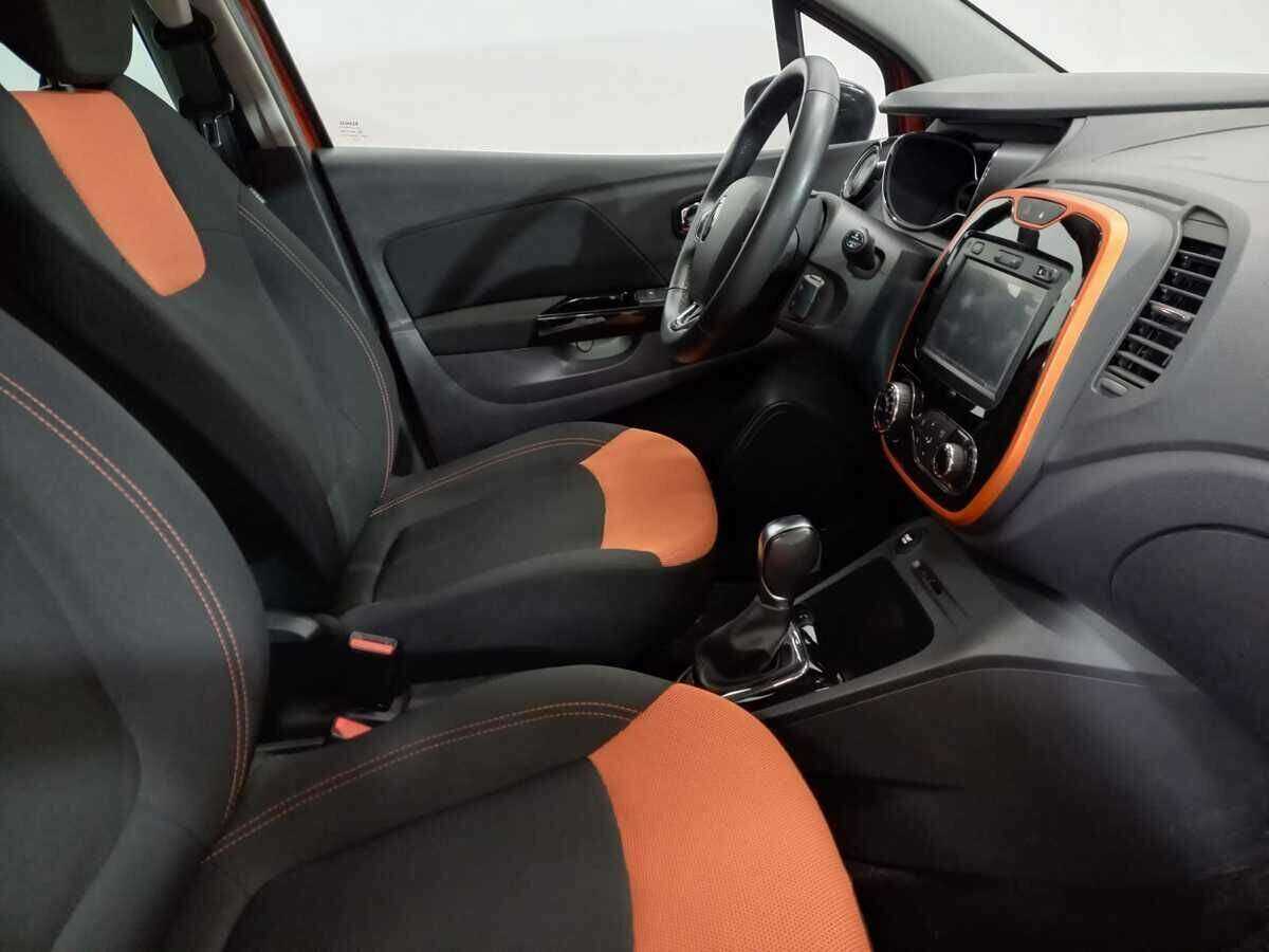 Renault Kaptur 2016 года с пробегом. Фото: #9
