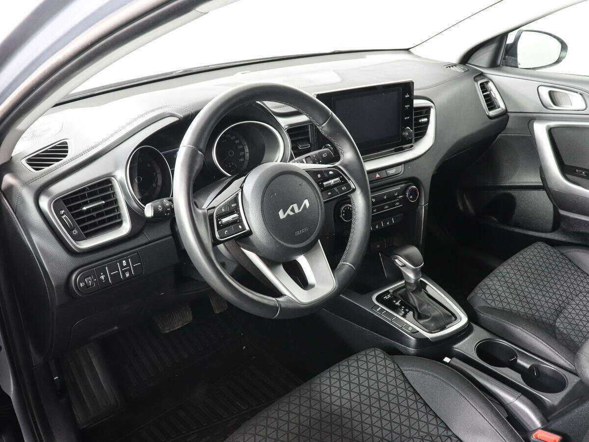 Kia Ceed 2022 года с пробегом. Фото: #8