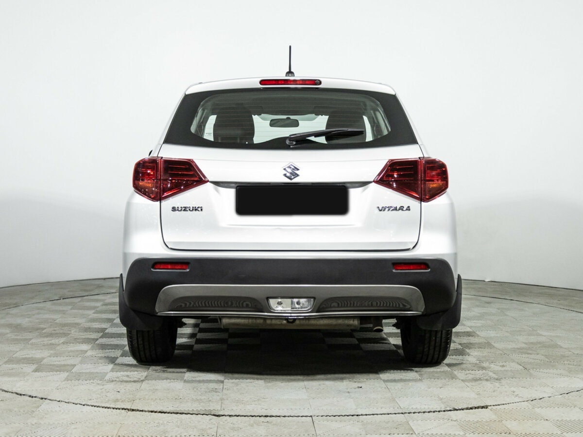 Suzuki Vitara 2020 года с пробегом. Фото: #4