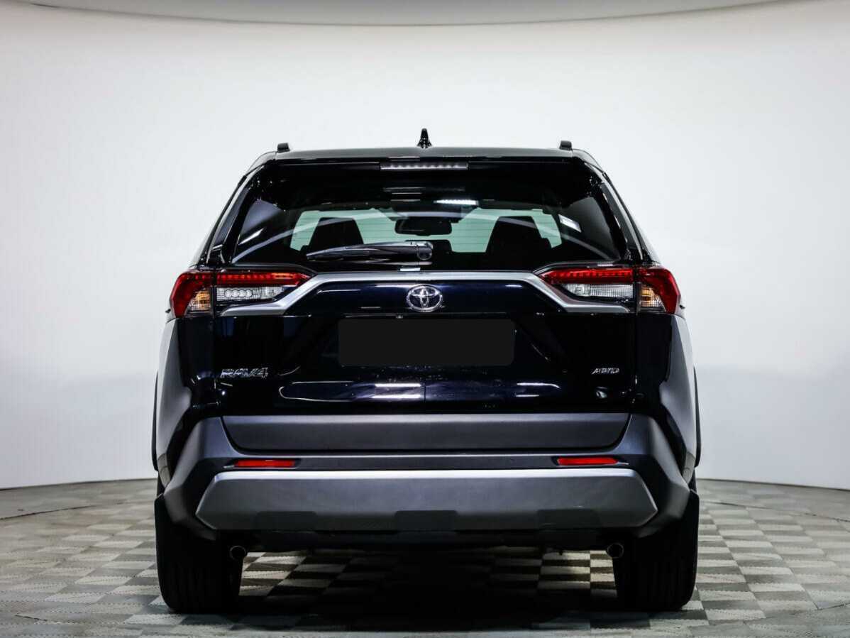 Toyota RAV4 2021 года с пробегом. Фото: #5