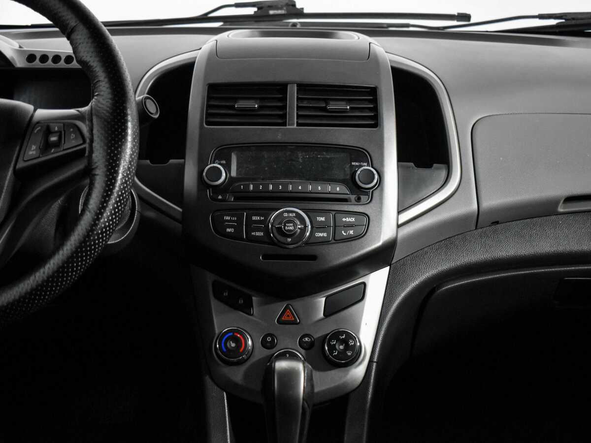 Chevrolet Aveo 2014 года с пробегом. Фото: #14