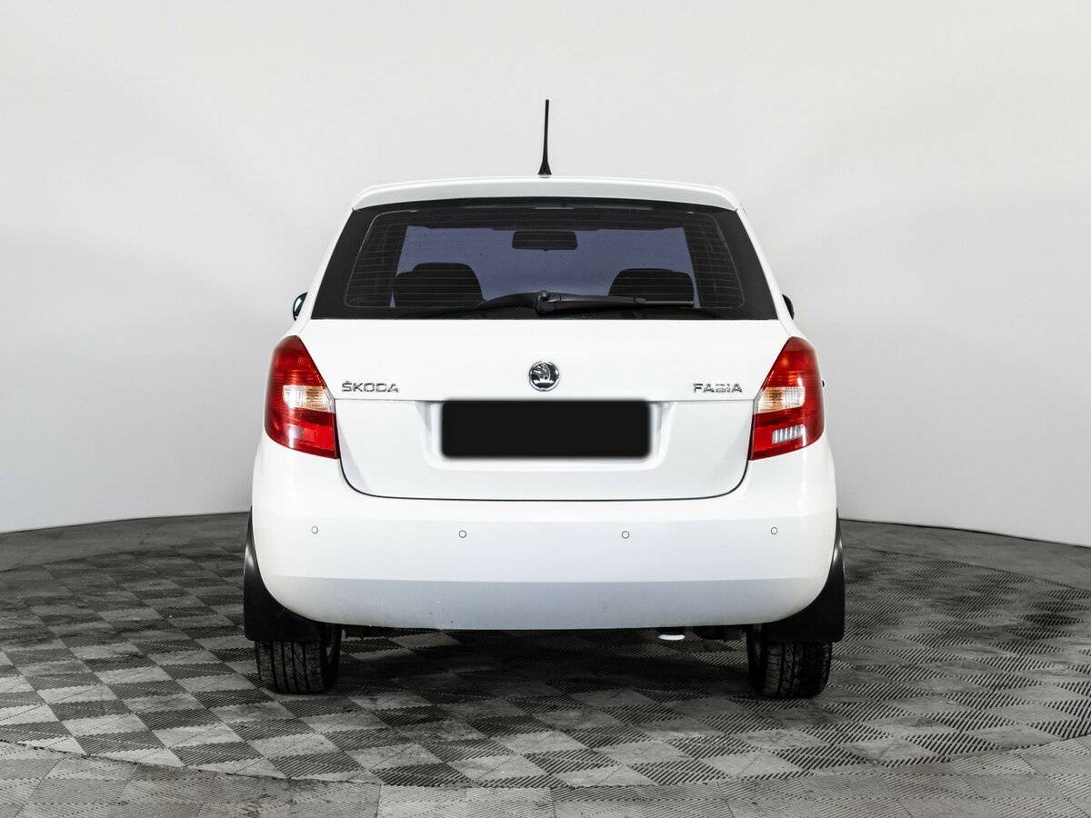 Skoda Fabia 2013 года с пробегом. Фото: #5