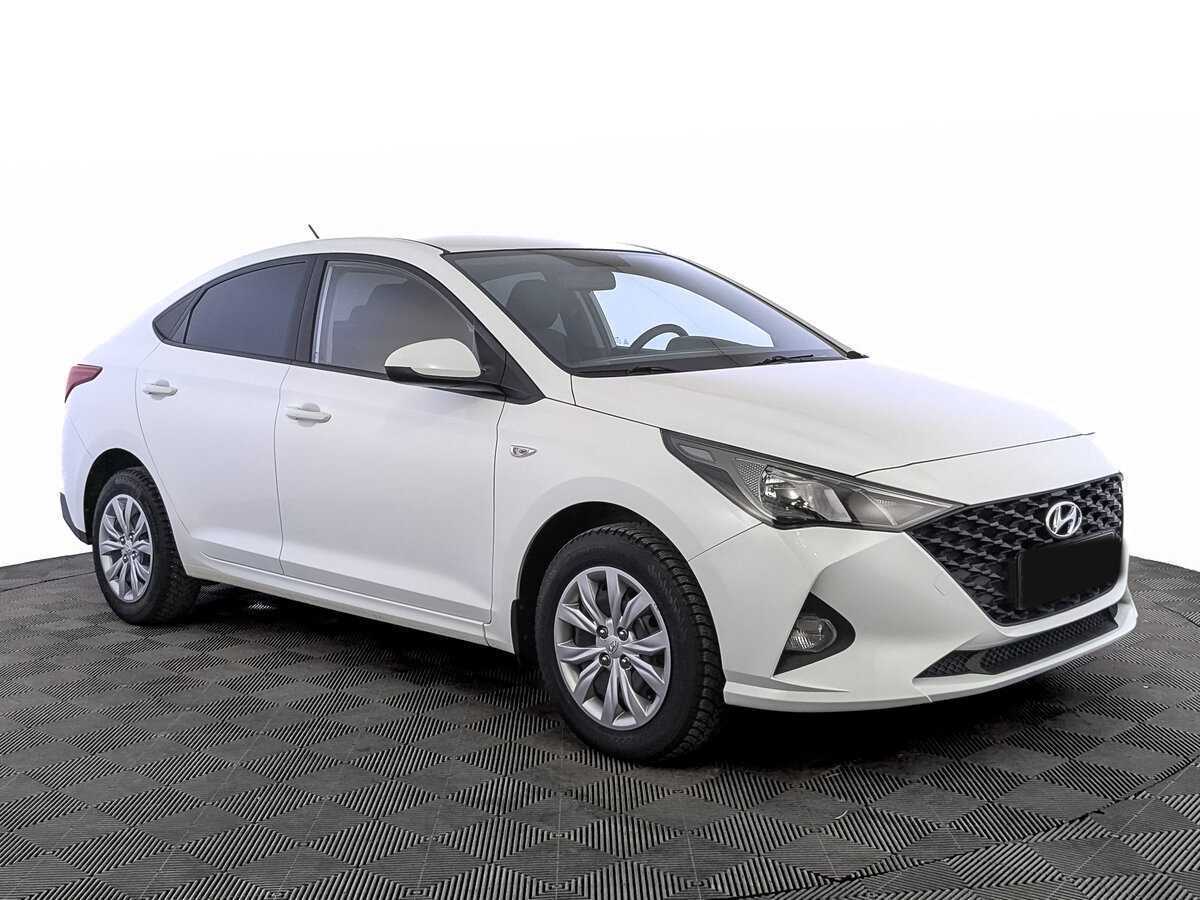 Hyundai Solaris 2020 года с пробегом. Фото: #2
