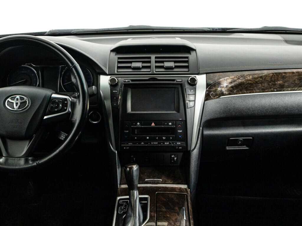 Toyota Camry 2016 года с пробегом. Фото: #13