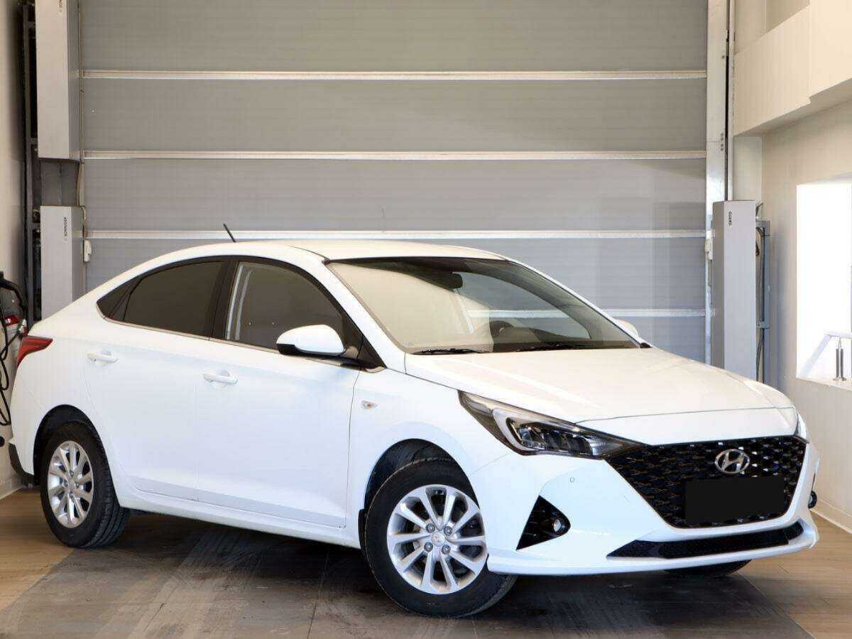 Hyundai Solaris 2020 года с пробегом. Фото: #2