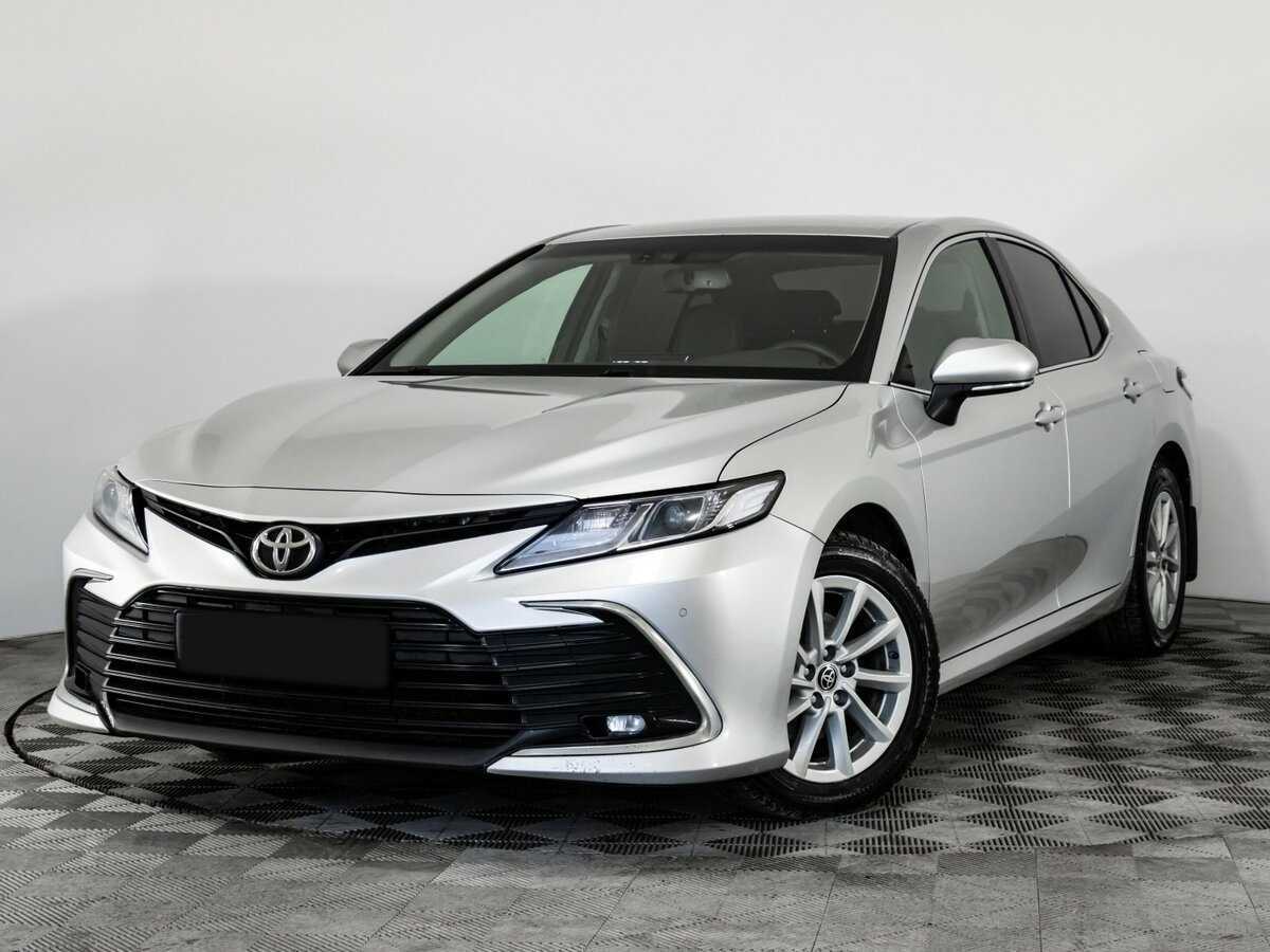 Toyota Camry 2021 года с пробегом. Посмотреть фото