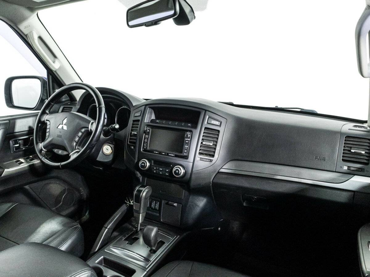 Mitsubishi Pajero 2012 года с пробегом. Фото: #8