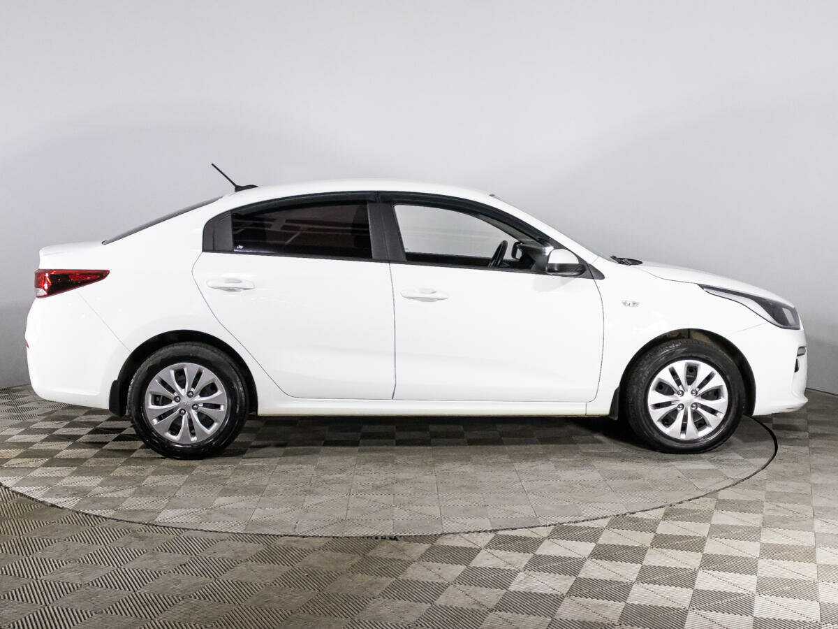 Kia Rio 2018 года с пробегом. Фото: #3