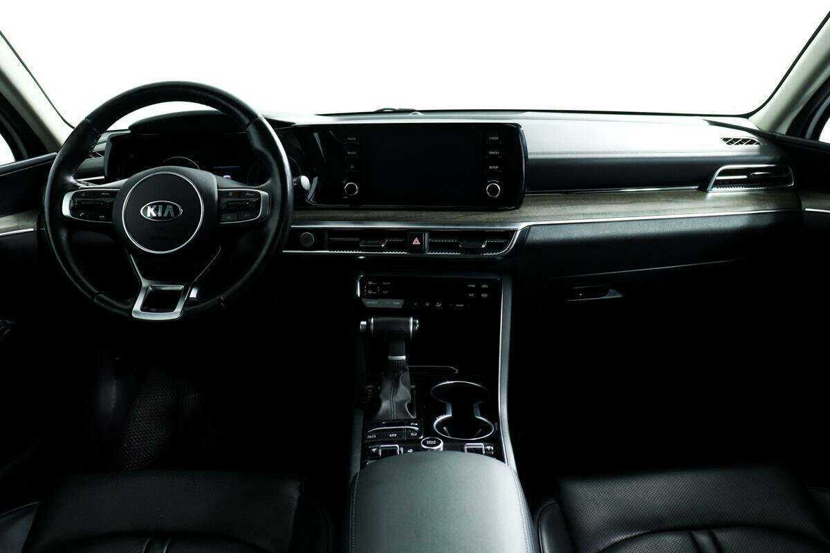 Kia K5 2021 года с пробегом. Фото: #10