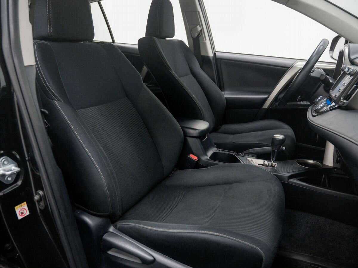Toyota RAV4 2014 года с пробегом. Фото: #8