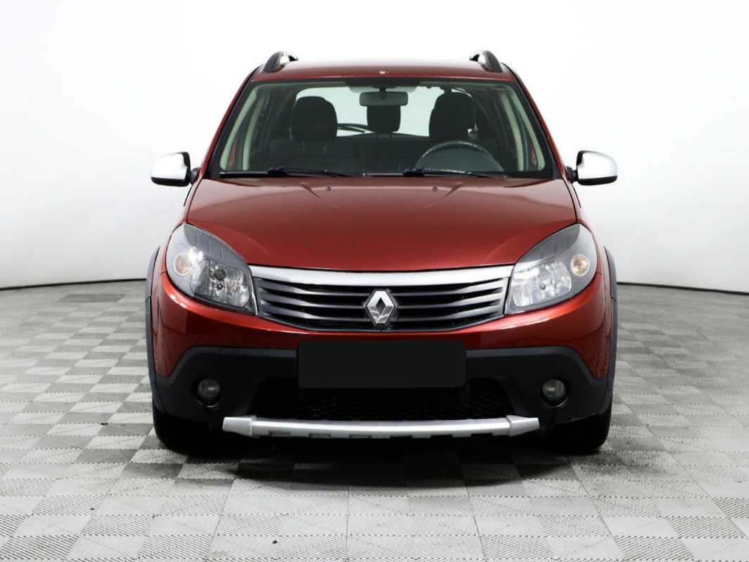 Renault Sandero 2012 года с пробегом. Фото: #1