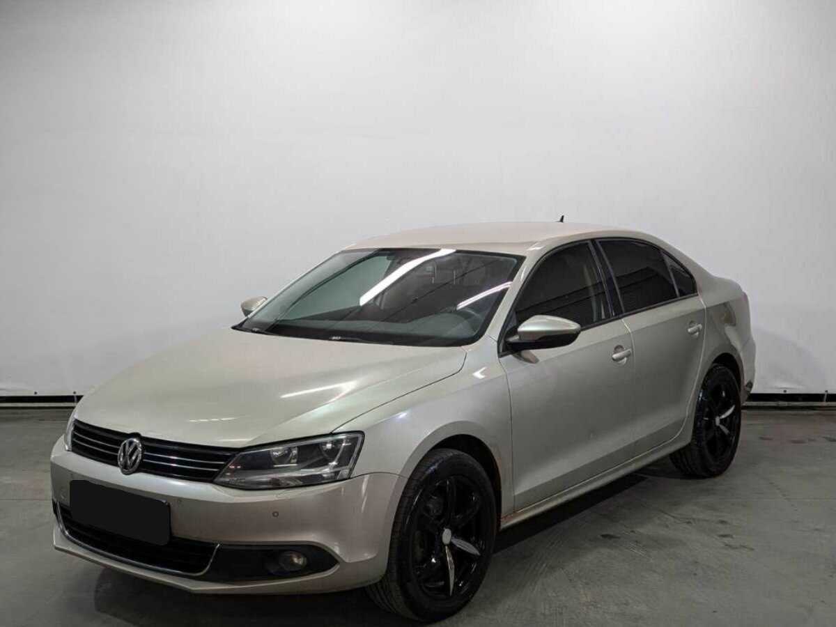 Volkswagen Jetta 2012 года с пробегом. Посмотреть фото