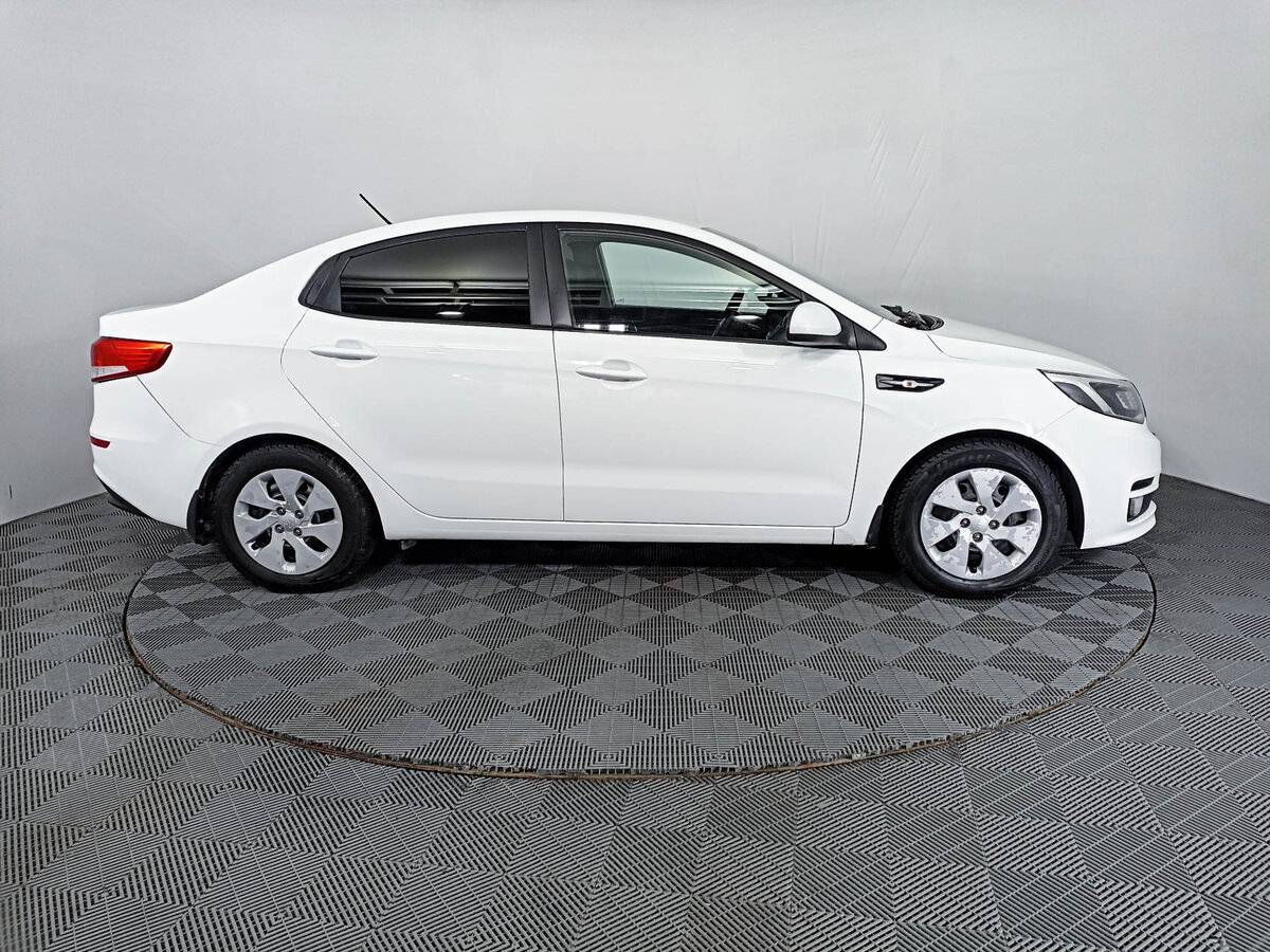 Kia Rio 2015 года с пробегом. Фото: #3