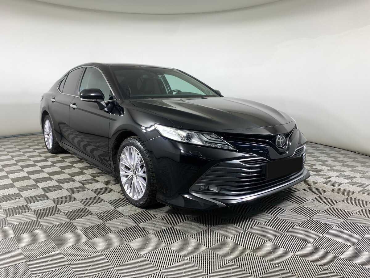 Toyota Camry 2020 года с пробегом. Фото: #2