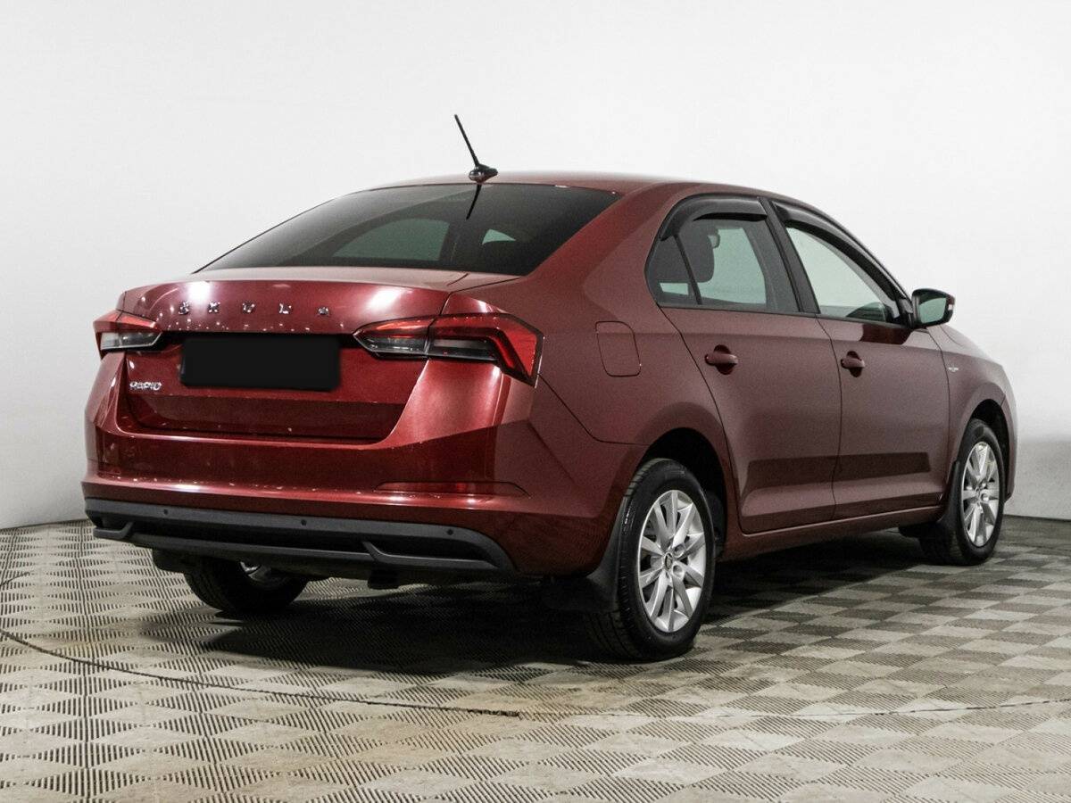 Skoda Rapid 2021 года с пробегом. Фото: #4