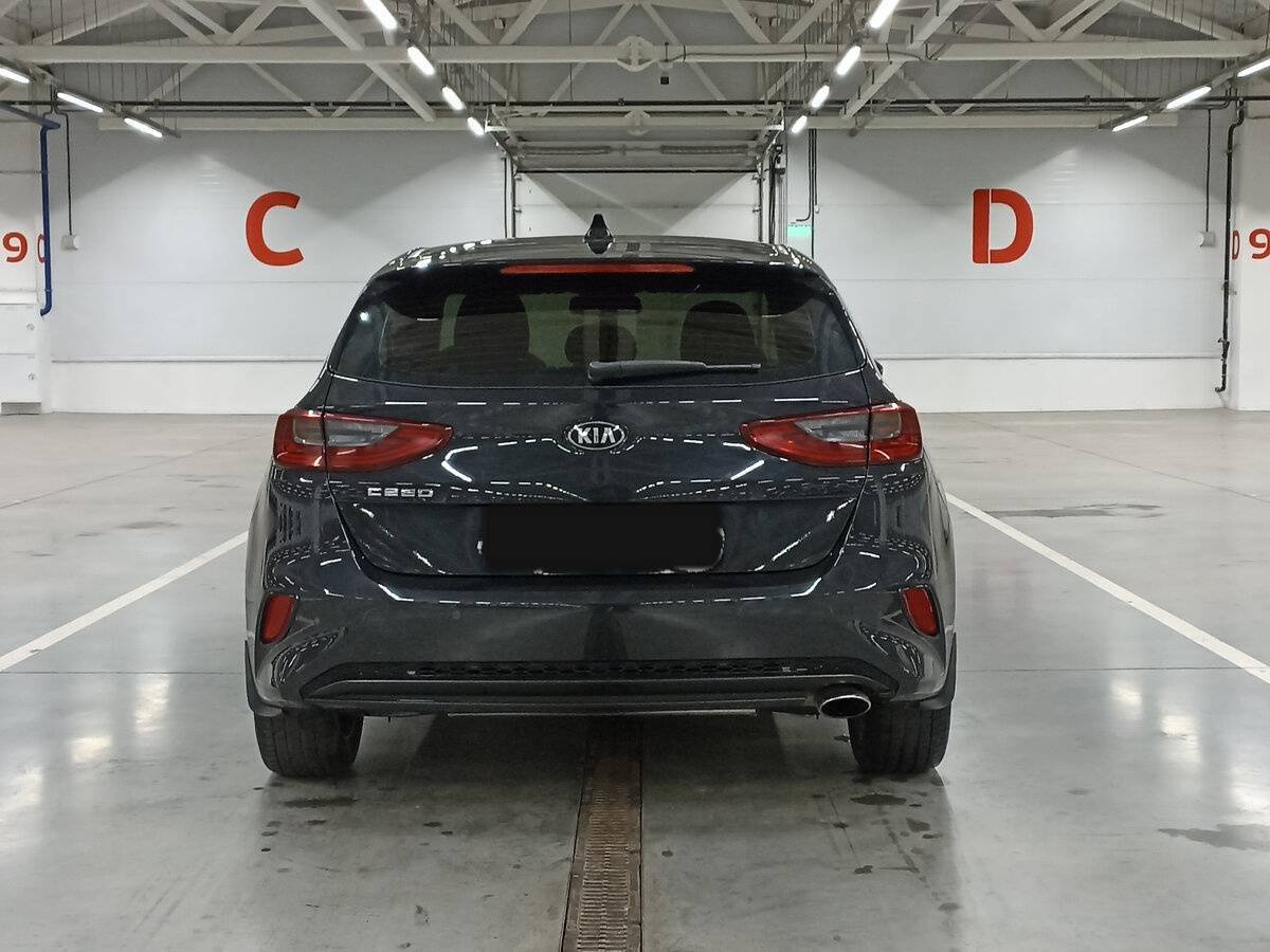 Kia Ceed 2021 года с пробегом. Фото: #5