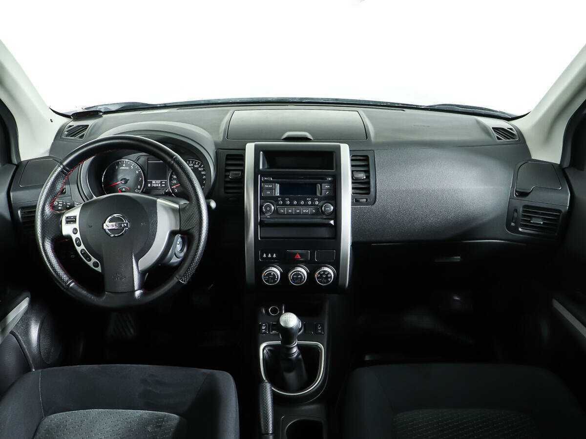 Nissan X-Trail 2013 года с пробегом. Фото: #9