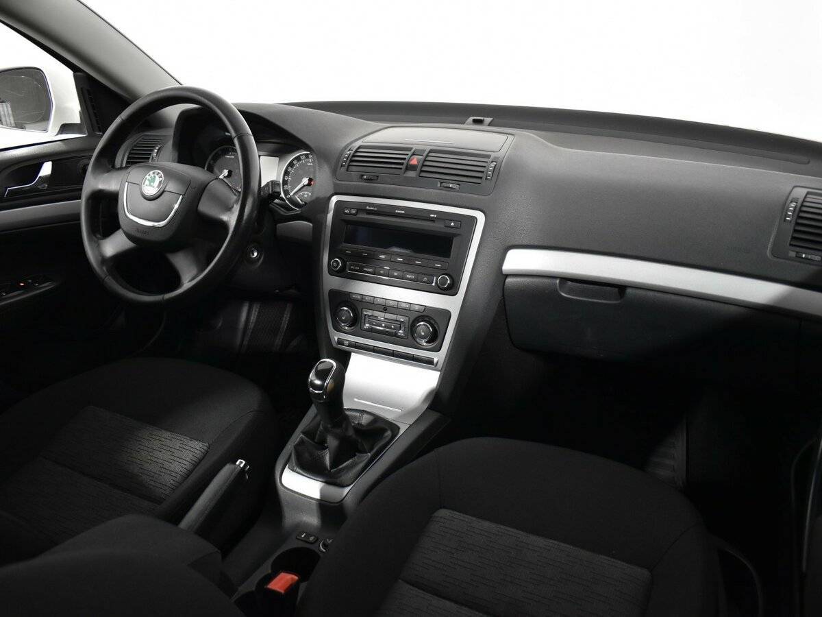 Skoda Octavia 2013 года с пробегом. Фото: #9