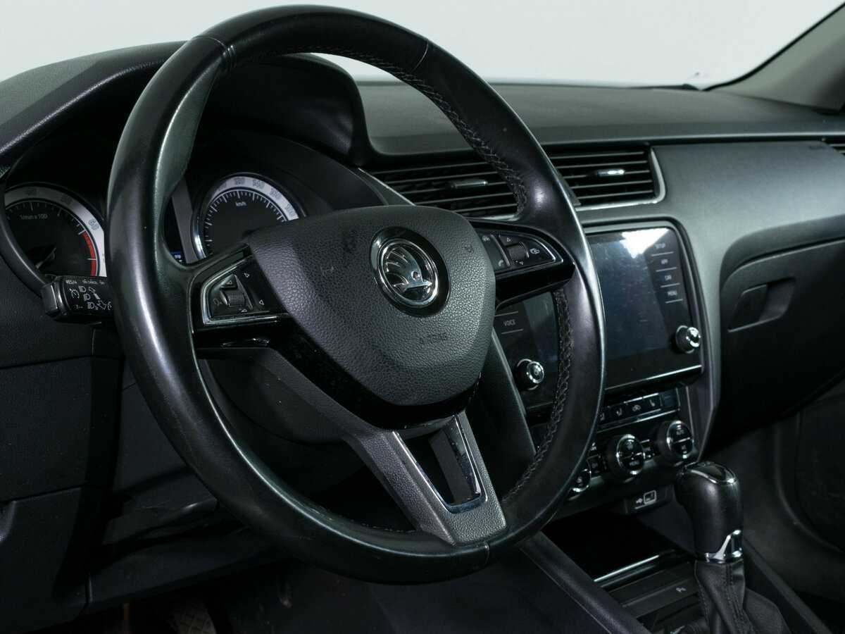 Skoda Octavia 2018 года с пробегом. Фото: #11