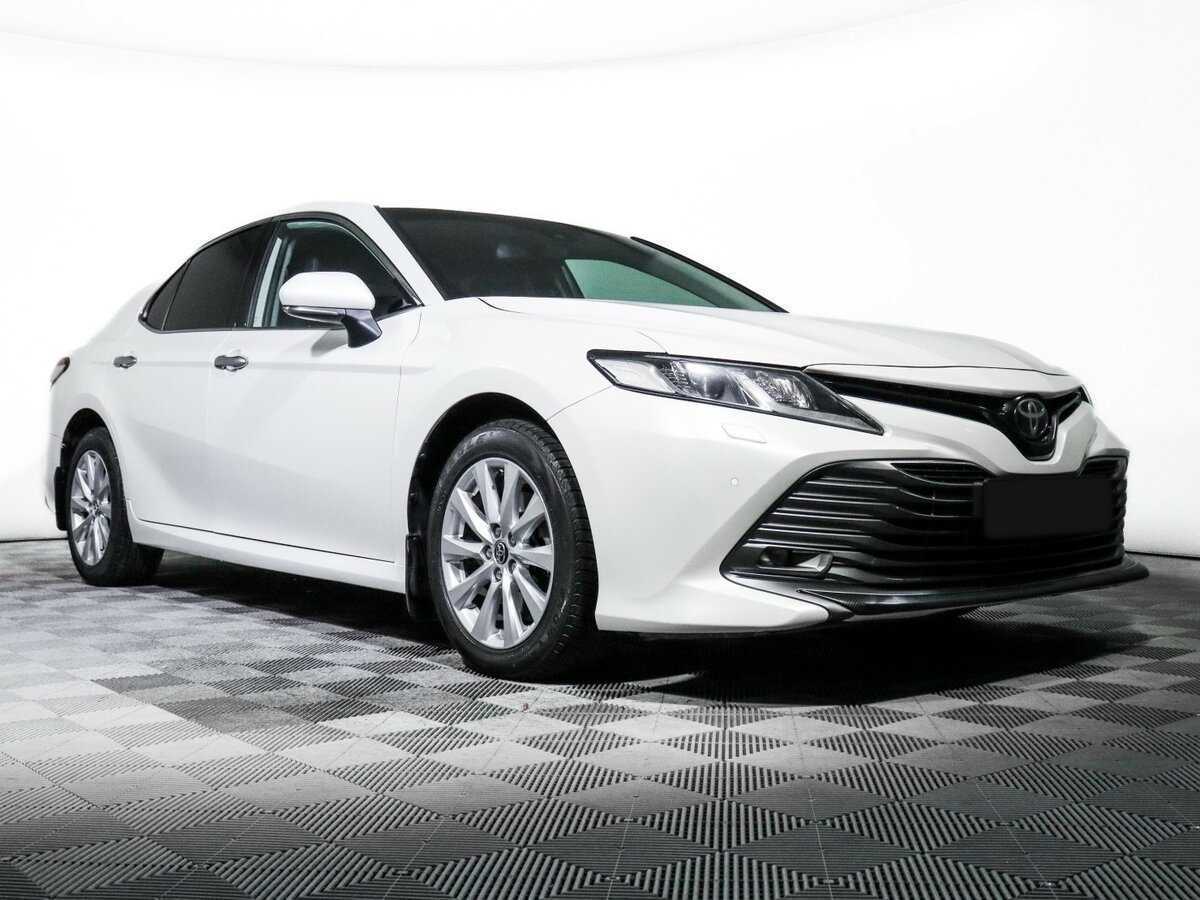 Toyota Camry 2019 года с пробегом. Фото: #17