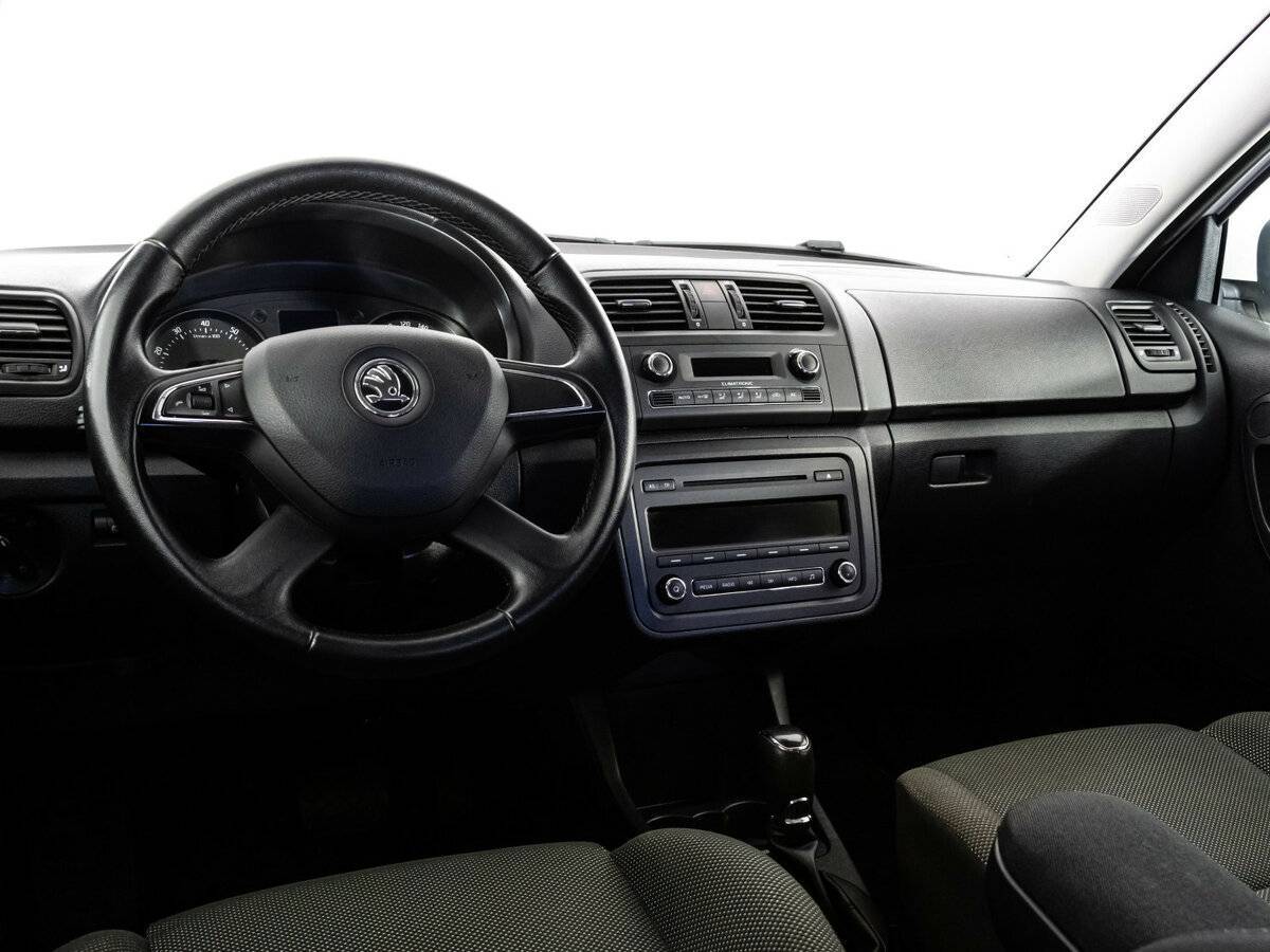 Skoda Fabia 2013 года с пробегом. Фото: #10
