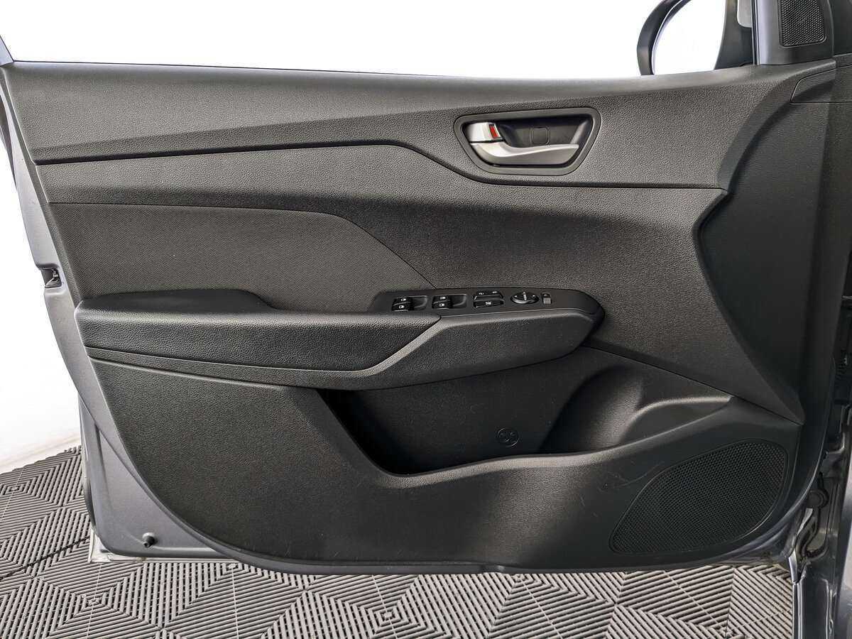 Hyundai Solaris 2018 года с пробегом. Фото: #18
