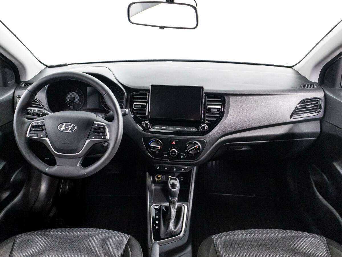 Hyundai Solaris 2021 года с пробегом. Фото: #12