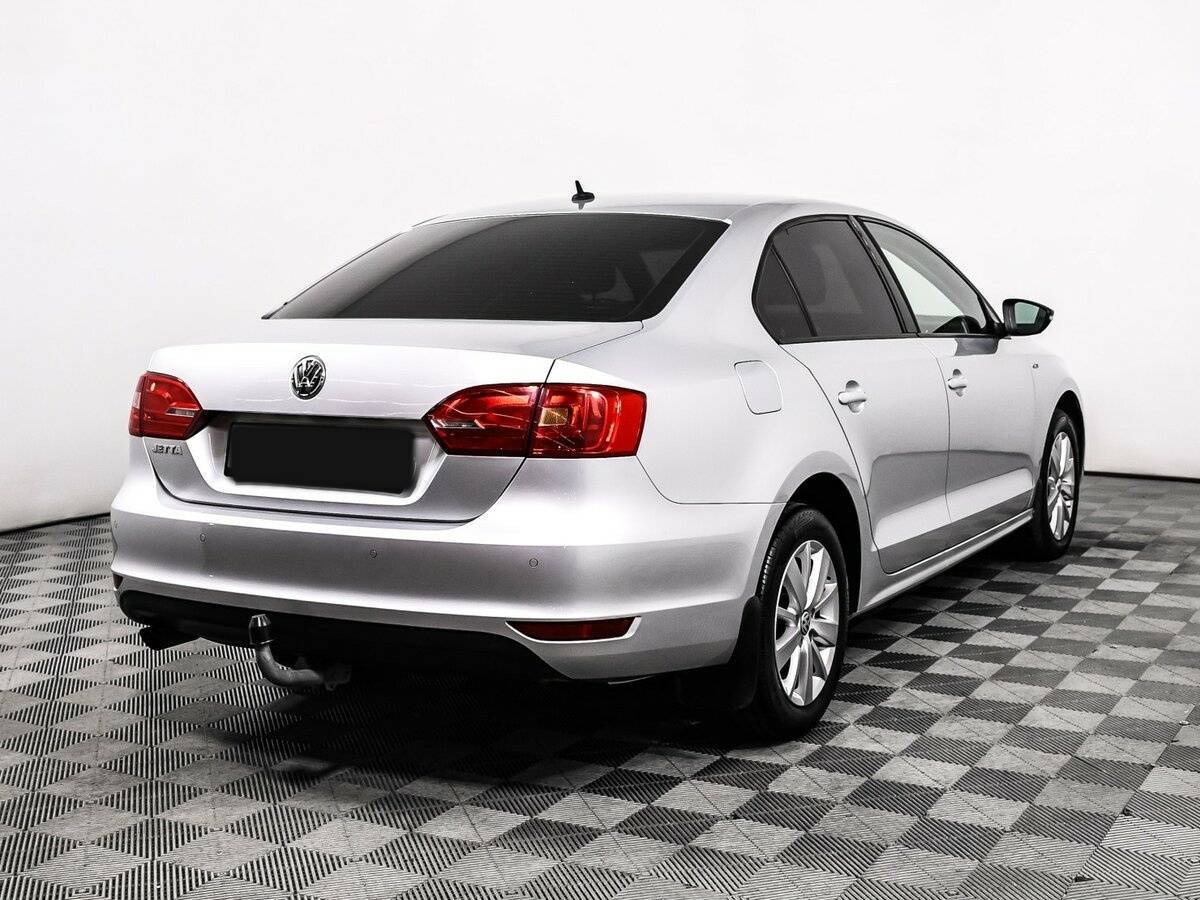 Volkswagen Jetta 2013 года с пробегом. Фото: #4