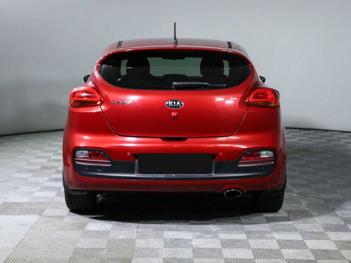 Kia Ceed 2013 года с пробегом. Фото: #4