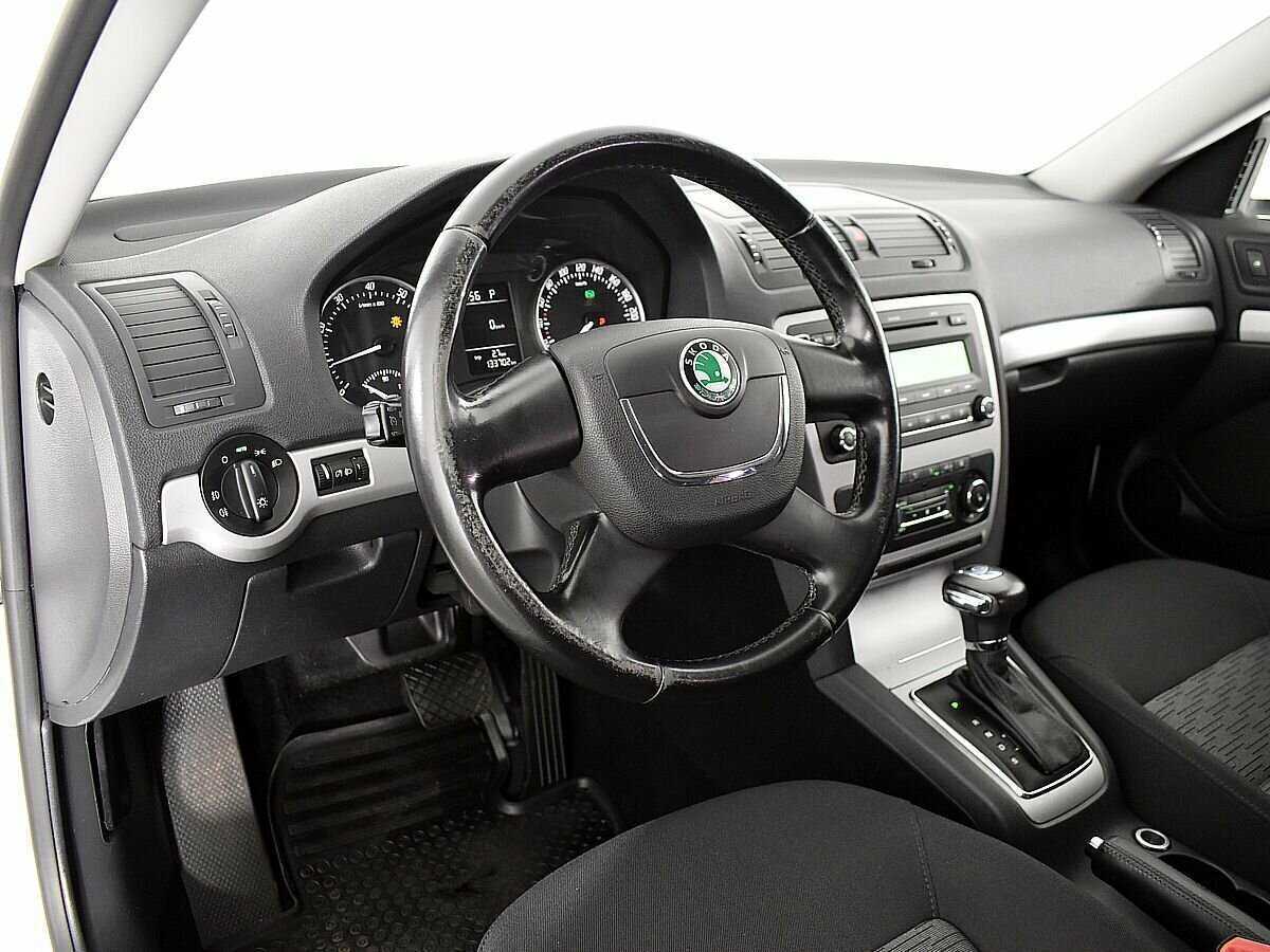Skoda Octavia 2012 года с пробегом. Фото: #6