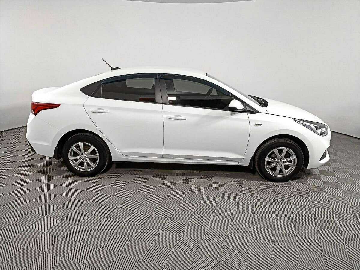 Hyundai Solaris 2017 года с пробегом. Фото: #3