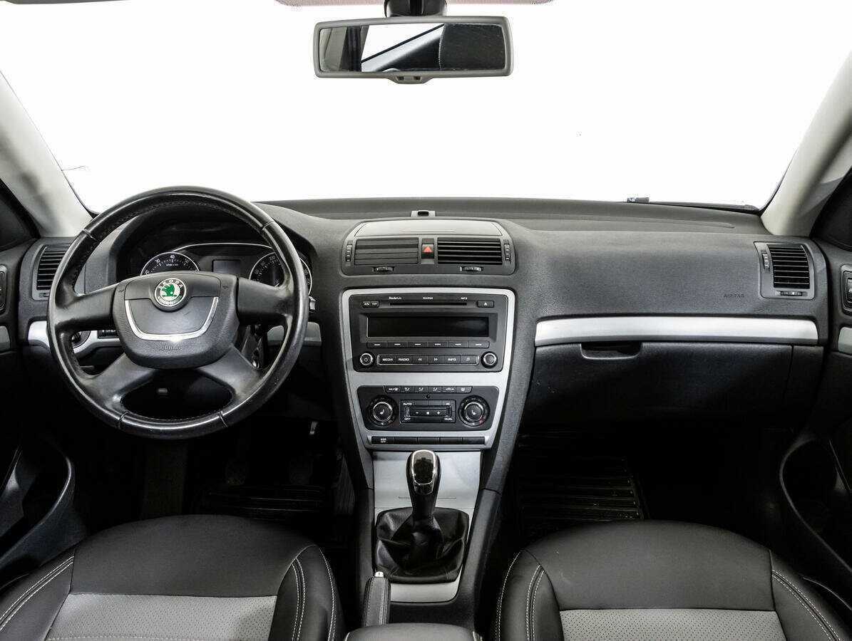 Skoda Octavia 2013 года с пробегом. Фото: #9